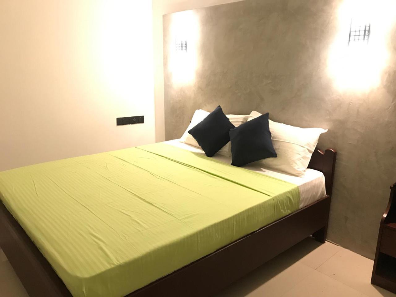 Kingdom Gate Hotel Anuradhapura Ngoại thất bức ảnh