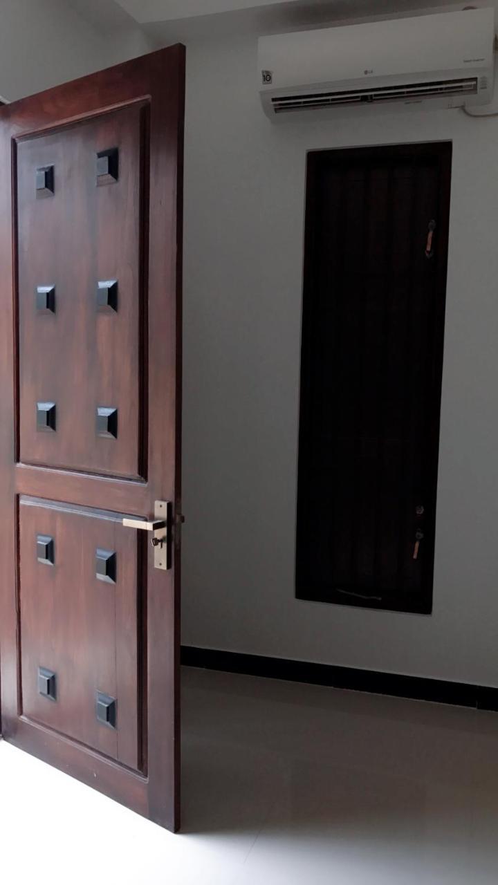 Kingdom Gate Hotel Anuradhapura Ngoại thất bức ảnh
