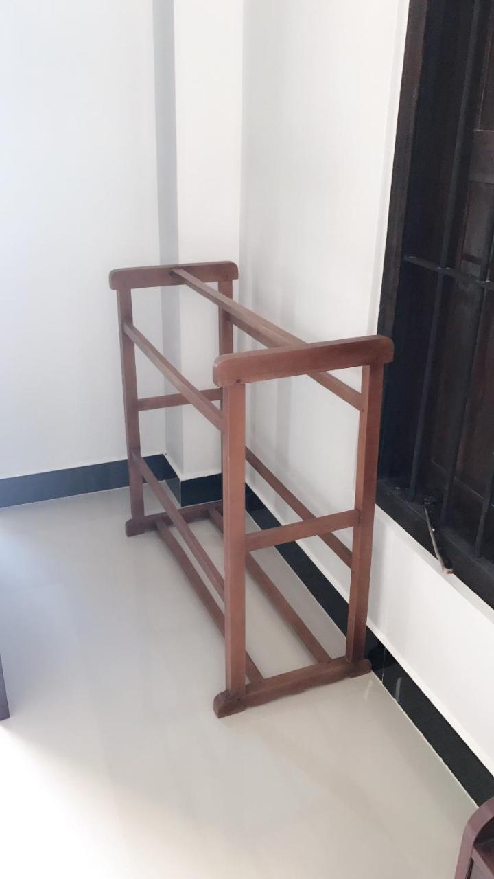 Kingdom Gate Hotel Anuradhapura Ngoại thất bức ảnh
